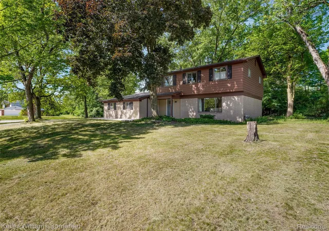 Homes for sale in Farmington Hills City Oakland, MI | 29523 Ravenscroft St, Farmington Hills City Oakland, MI 48331 | MLS# 20261041115