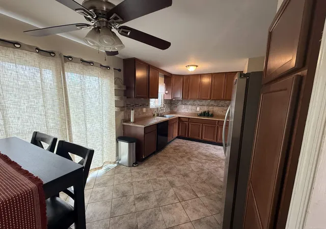 Photo 4 of Single family home for sale at 30850 Barrington St, Westland, MI 48186 | MLS# 58050210026 | Listing updated on 2026-07-31