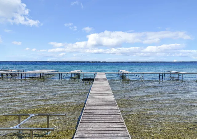 2nd image of 10159 Council Oak Dr, Traverse City, MI 49686 | MLS# 78080069175