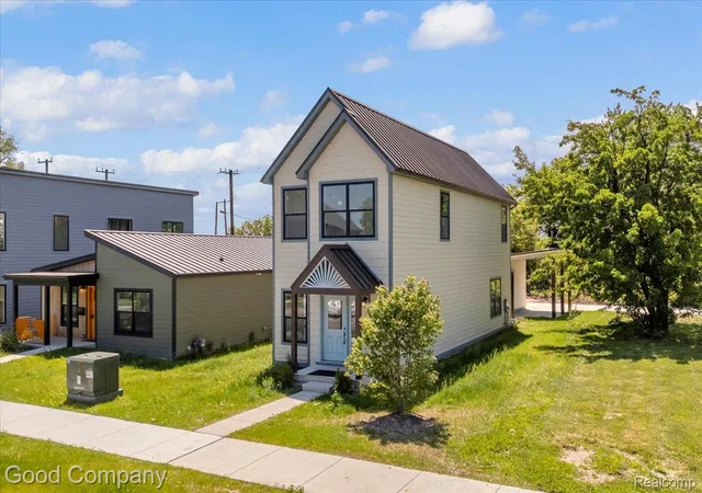 2nd image of 2827 16th St, Detroit, MI 48216 | MLS# 20261041125