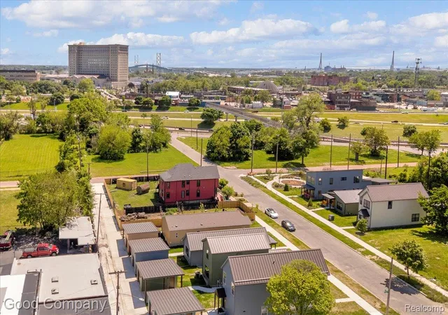 Photo 15 of Single family home for sale at 2832 16th Street, Detroit, MI 48216 | MLS# 20261041130 | Listing updated on 2026-06-04