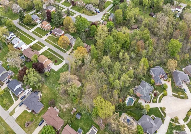 4th image of 55767 Sandy Ln V Ln, Shelby Township, MI 48316 | MLS# 58050210043