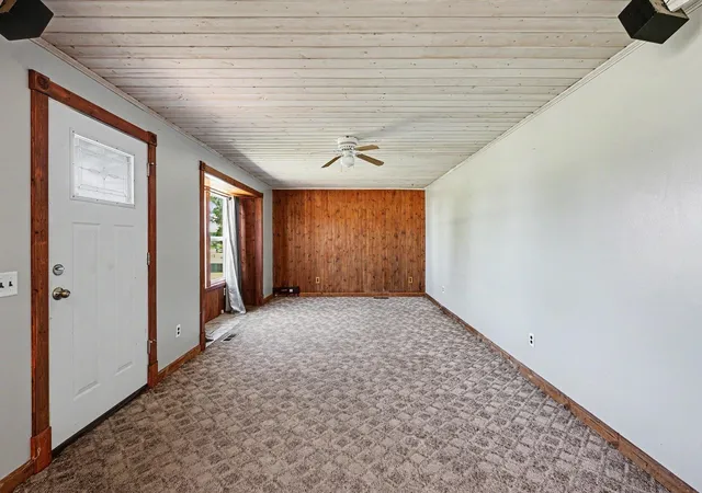 Listing Photo 4 - Condo for sale in building located at 5156 Kellie St, Mesick, MI 49668