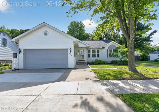 Homes for sale in Brighton City Livingston, MI | 318 N 5th St, Brighton City Livingston, MI 48116 | MLS# 20261041141