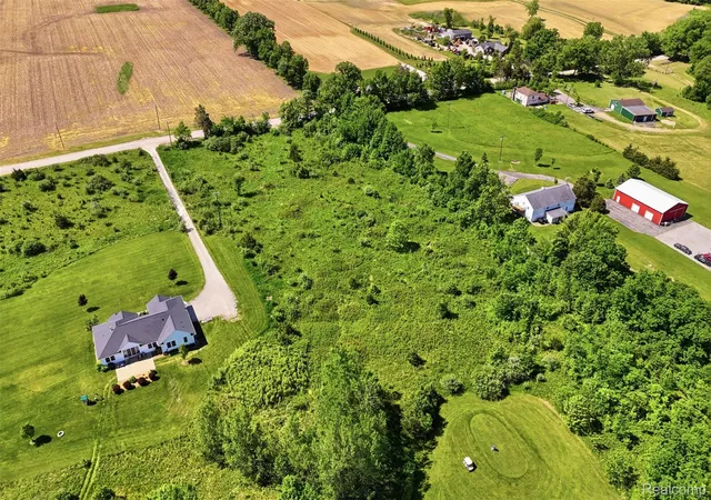 4th image of 9058 Willow Rd Rd, Saline, MI 48176 | MLS# 20261041151