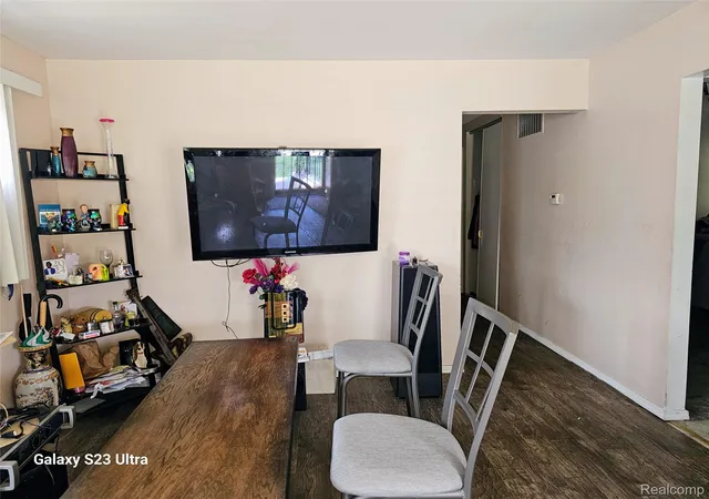 Photo 3 of Single family home for sale at 8520 Alpine St, Detroit, MI 48204 | MLS# 20261041177 | Listing updated on 2026-06-04