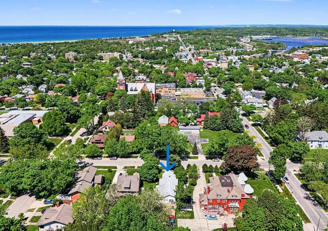 Homes for sale in Manistee City Manistee, MI | 411 5th St, Manistee City Manistee, MI 49660 | MLS# 67026026874