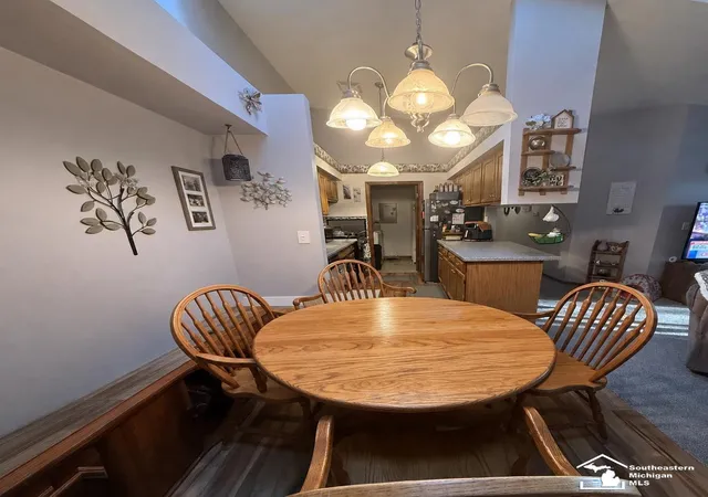 Listing Photo 3 - Condo for sale in building located at 1545 Harbour Blvd, Trenton, MI 48183