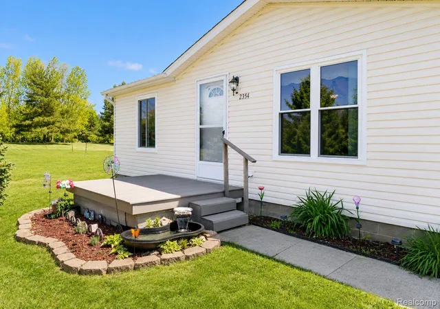 2nd image of 2354 Brent St #203, Croswell, MI 48422 | MLS# 20261041191