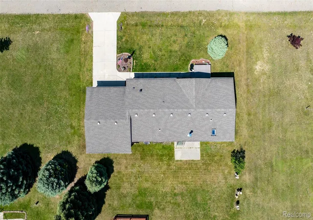 33rd image of 2354 Brent St #203, Croswell, MI 48422 | MLS# 20261041191