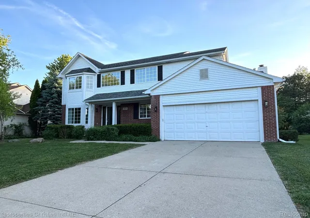 Photo 1 of Sale Pending at 2892 Mystic Dr, Ann Arbor, MI 48103 | MLS# 20261041199 | Listing updated on 2026-06-10