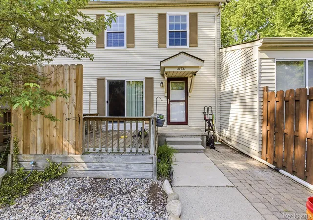 Photo 1 of Sale Pending at 33751 Bayview Dr, Chesterfield, MI 48047 | MLS# 20261041207 | Listing updated on 2026-06-12