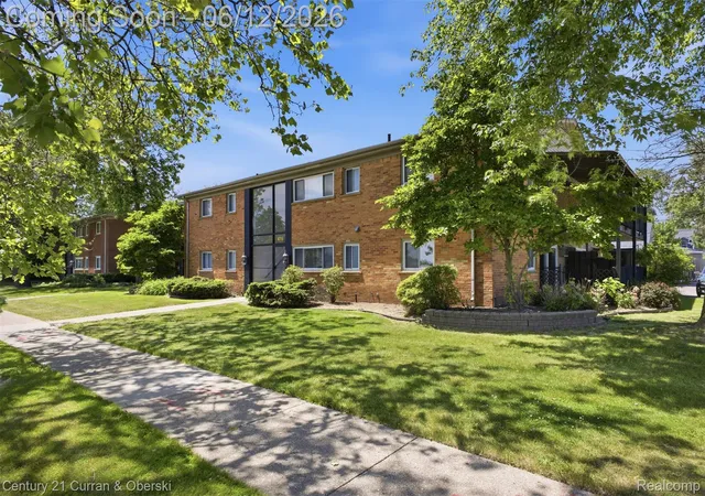 Photo 2 of Condo for sale at 4715 Coolidge Hwy #1, Royal Oak, MI 48073 | MLS# 20261041215 | Listing updated on 2026-06-14