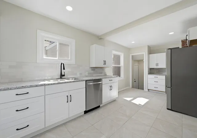 Photo 3 of Single family home for sale at 14920 Longview St, Detroit, MI 48213 | MLS# 81026026892 | Listing updated on 2026-06-06