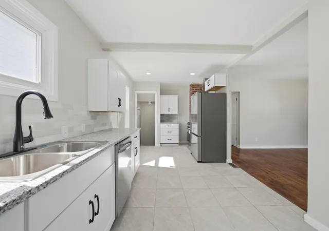 Photo 4 of Single family home for sale at 14920 Longview St, Detroit, MI 48213 | MLS# 81026026892 | Listing updated on 2026-06-06