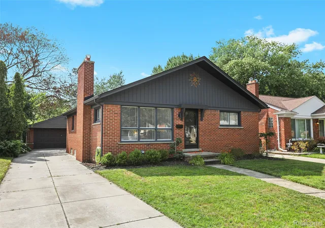 Photo 1 of Single family home for sale at 3117 Glenview Ave, Royal Oak, MI 48073 | MLS# 20261041217 | Listing updated on 2026-06-21