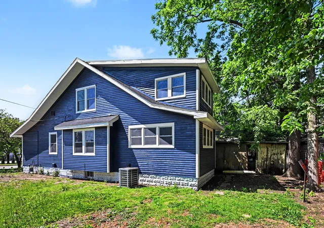 15th image of 7 S 12th St, Niles, MI 49120 | MLS# 69026026895