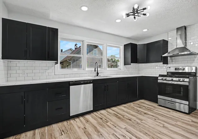 Photo 4 of Single family home for sale at 7 S 12th Street, Niles, MI 49120 | MLS# 69026026895 | Listing updated on 2026-08-23