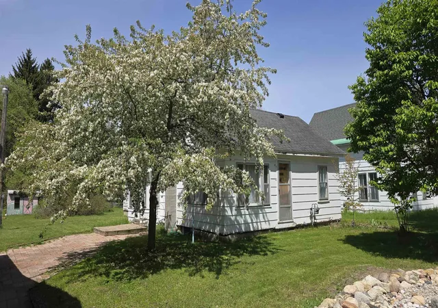 3rd image of 4132 Main, Kingsley, MI 49649 | MLS# 78080069195