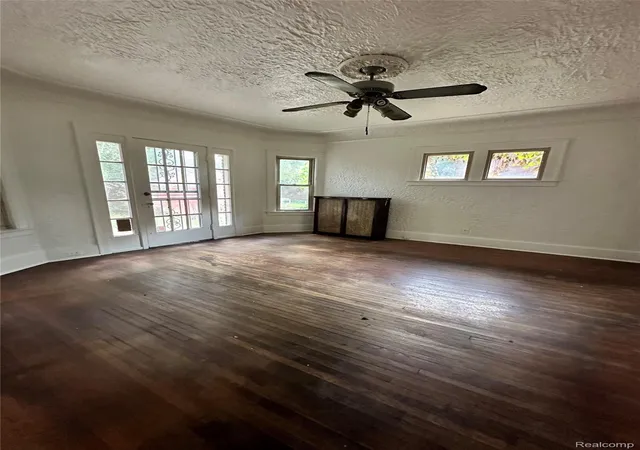 Photo 3 of Single family home for sale at 20000 Canterbury Rd, Detroit, MI 48221 | MLS# 20261041244 | Listing updated on 2026-07-16
