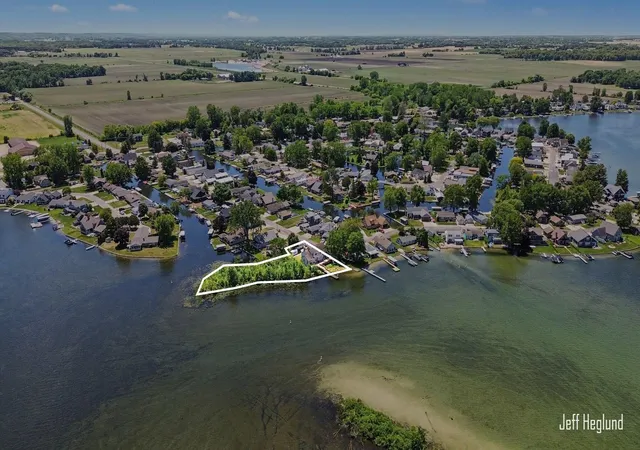2nd image of 4211 Lynden Rd, Shelbyville, MI 49344 | MLS# 65026026935