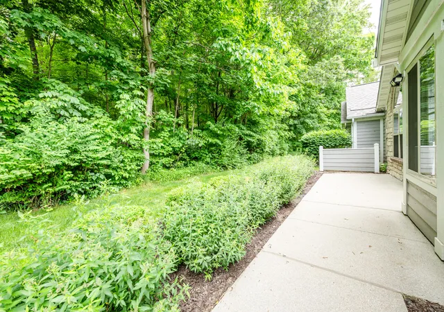 Photo 3 of Condo for sale at 2898 Villa Ln, Benton Harbor, MI 49022 | MLS# 69026026939 | Listing updated on 2026-06-18