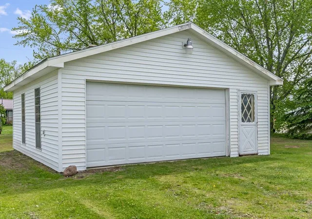 Photo 3 of Single family home for sale at 418 E Main St, Hale, MI 48739 | MLS# 77080069203 | Listing updated on 2026-08-30