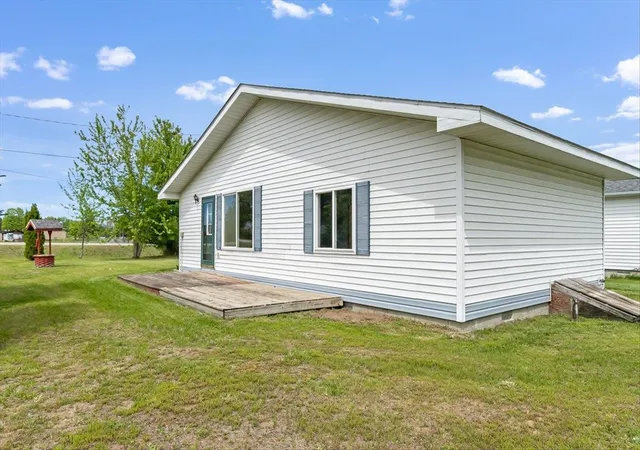 Photo 4 of Single family home for sale at 418 E Main St, Hale, MI 48739 | MLS# 77080069203 | Listing updated on 2026-08-30
