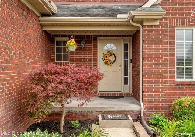 Photo 3 of Single family home for sale at 54265 Birchwood Dr, South Lyon, MI 48178 | MLS# 20261041264 | Listing updated on 2026-06-19