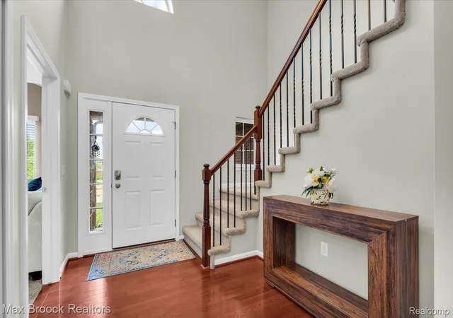 Photo 4 of Single family home for sale at 54265 Birchwood Dr, South Lyon, MI 48178 | MLS# 20261041264 | Listing updated on 2026-06-19