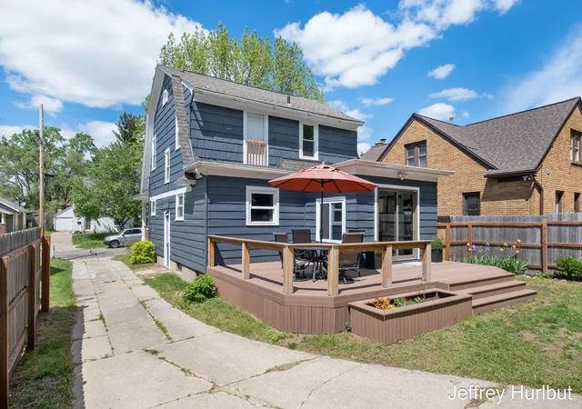 4th image of 1430 Johnston St SE, Grand Rapids, MI 49507 | MLS# 65026026968