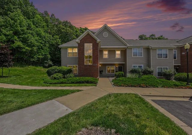 Photo 2 of Condo for sale at 1005 E Duncan St #1A, Manchester, MI 48158 | MLS# 81026026970 | Listing updated on 2026-06-10