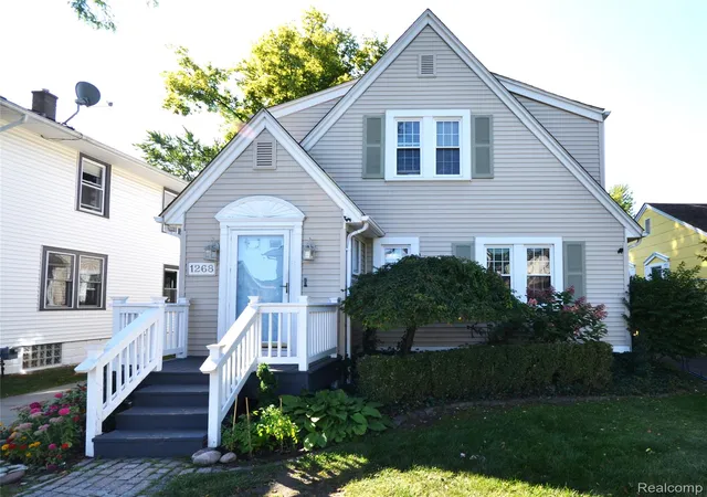 Photo 1 of Sale Pending at 1268 Davis Ave, Birmingham, MI 48009 | MLS# 20261041291 | Listing updated on 2026-06-20