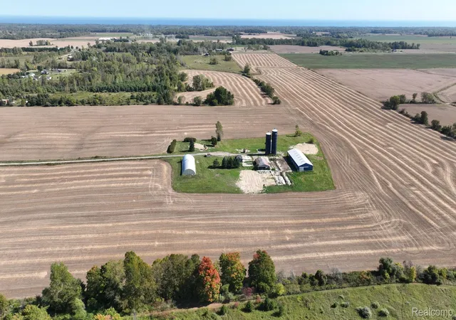 3rd image of 5176 Aitken Rd, Croswell, MI 48422 | MLS# 20261041308