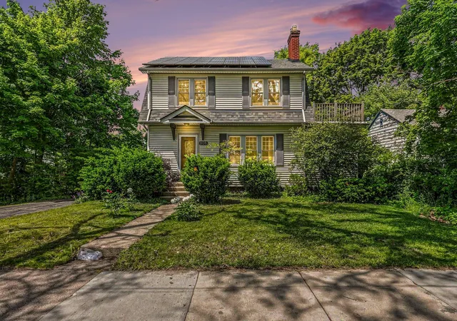 Photo 1 of Single family home for sale at 906 Pauline Blvd, Ann Arbor, MI 48103 | MLS# 81026027002 | Listing updated on 2026-06-10