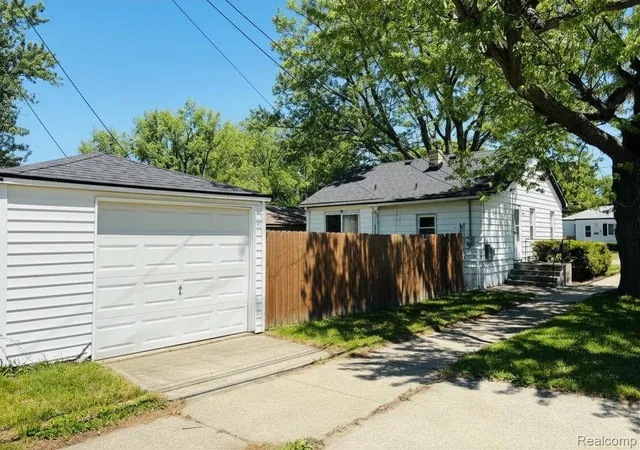 Homes for sale in Madison Heights City Oakland, MI | 27305 Townley St, Madison Heights City Oakland, MI 48071 | MLS# 20261041310