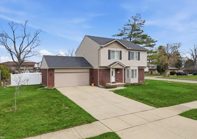 Photo 51 of Single family home for sale at 506 W Woodside Ave, Madison Heights, MI 48071 | MLS# 58050210124 | Listing updated on 2026-06-04