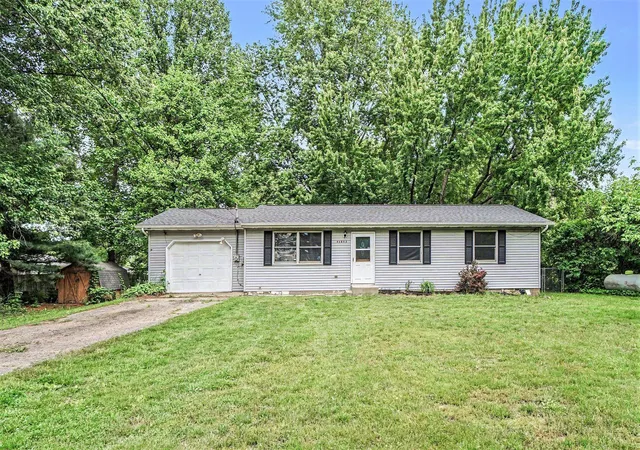 1st image of 41842 Paw Paw Rd, Paw Paw, MI 49079 | MLS# 66026027028