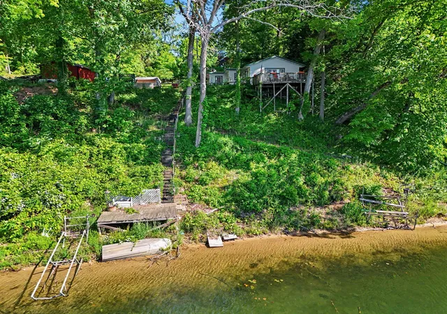 Photo 1 of Sale Pending at 27383 Hayne Rd, Lawton, MI 49065 | MLS# 66026027029 | Listing updated on 2026-07-15
