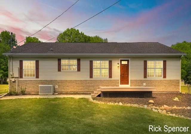 Photo 1 of Single family home for sale at 3321 Babylon Rd, Allegan, MI 49010 | MLS# 65026027024 | Listing updated on 2026-09-04
