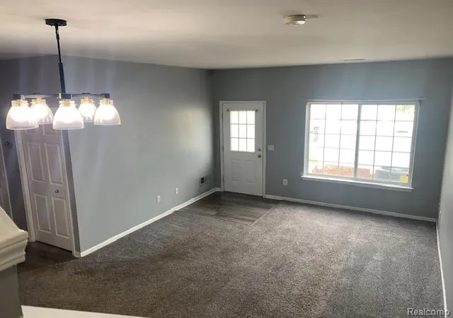 Listing Photo 5 - Condo for sale in building located at 26654 Kirkway Cir, Woodhaven, MI 48183