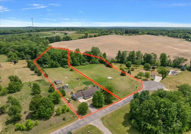 Photo 1 of Single family home for sale at 2171 Walking Horse Ln, Allegan, MI 49010 | MLS# 65026027038 | Listing updated on 2026-07-20
