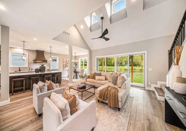 Photo 3 of Single family home for sale at 5182 Grande View Ln, Jackson, MI 49201 | MLS# 81026027042 | Listing updated on 2026-08-05