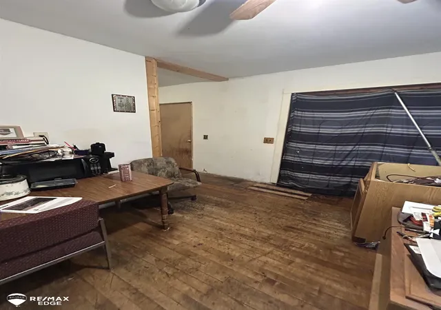 Photo 4 of Single family home for sale at 2233 Joliet St, Flint, MI 48504 | MLS# 5050210139 | Listing updated on 2026-06-05
