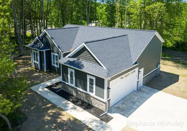 1st image of 5739 130th Ave, Fennville, MI 49408 | MLS# 71026027053