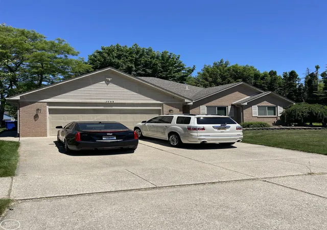 Photo 2 of Single family home for sale at 23945 Settlers Dr, Macomb, MI 48042 | MLS# 58050210147 | Listing updated on 2026-08-19