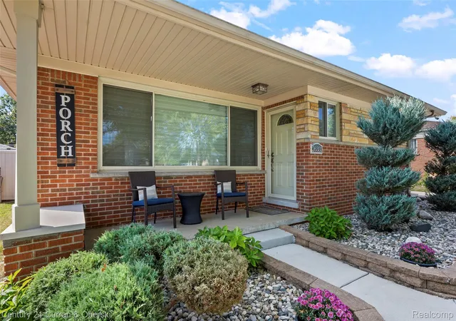 Photo 1 of Sale Pending at 26331 Hass St, Dearborn Heights, MI 48127 | MLS# 20261041360 | Listing updated on 2026-06-11
