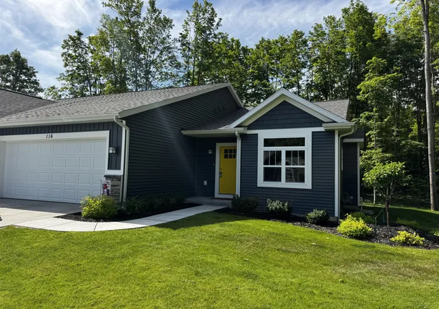 1st image of 116 Creek Dr, Hart, MI 49420 | MLS# 67026027079