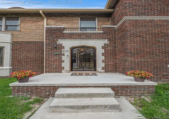 4th image of 535 Arden Park Blvd, Detroit, MI 48202 | MLS# 20261041371