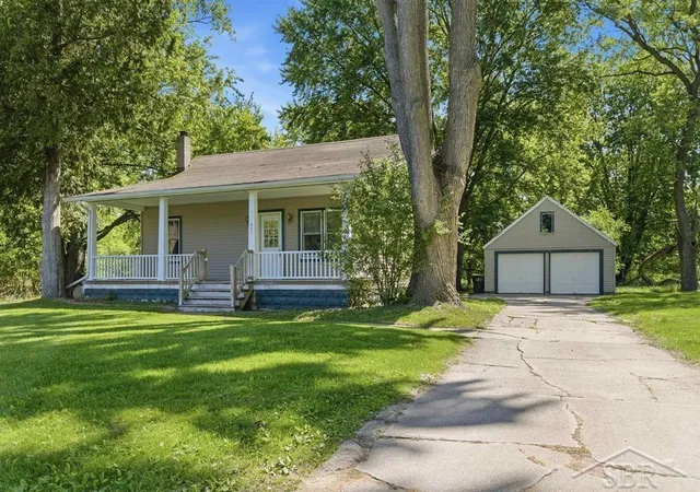 Photo 1 of Single family home for sale at 801 Atwell St, Midland, MI 48640 | MLS# 61050210156 | Listing updated on 2026-06-11